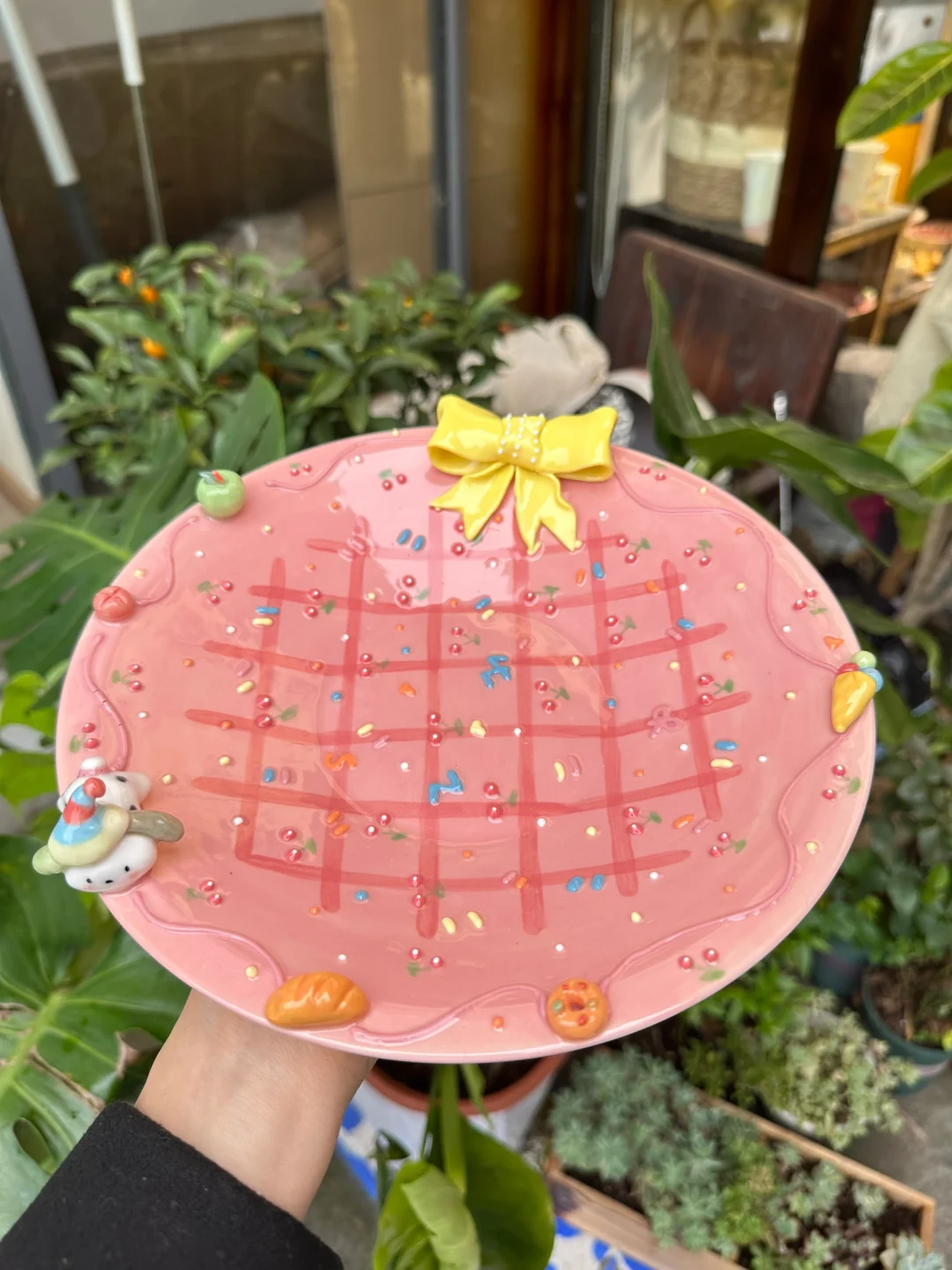 Handmade-Pink paper plates